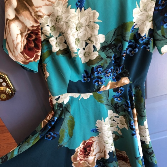 Anthropologie Blue Floral Short Sleeve Dress - Picture 4 of 5